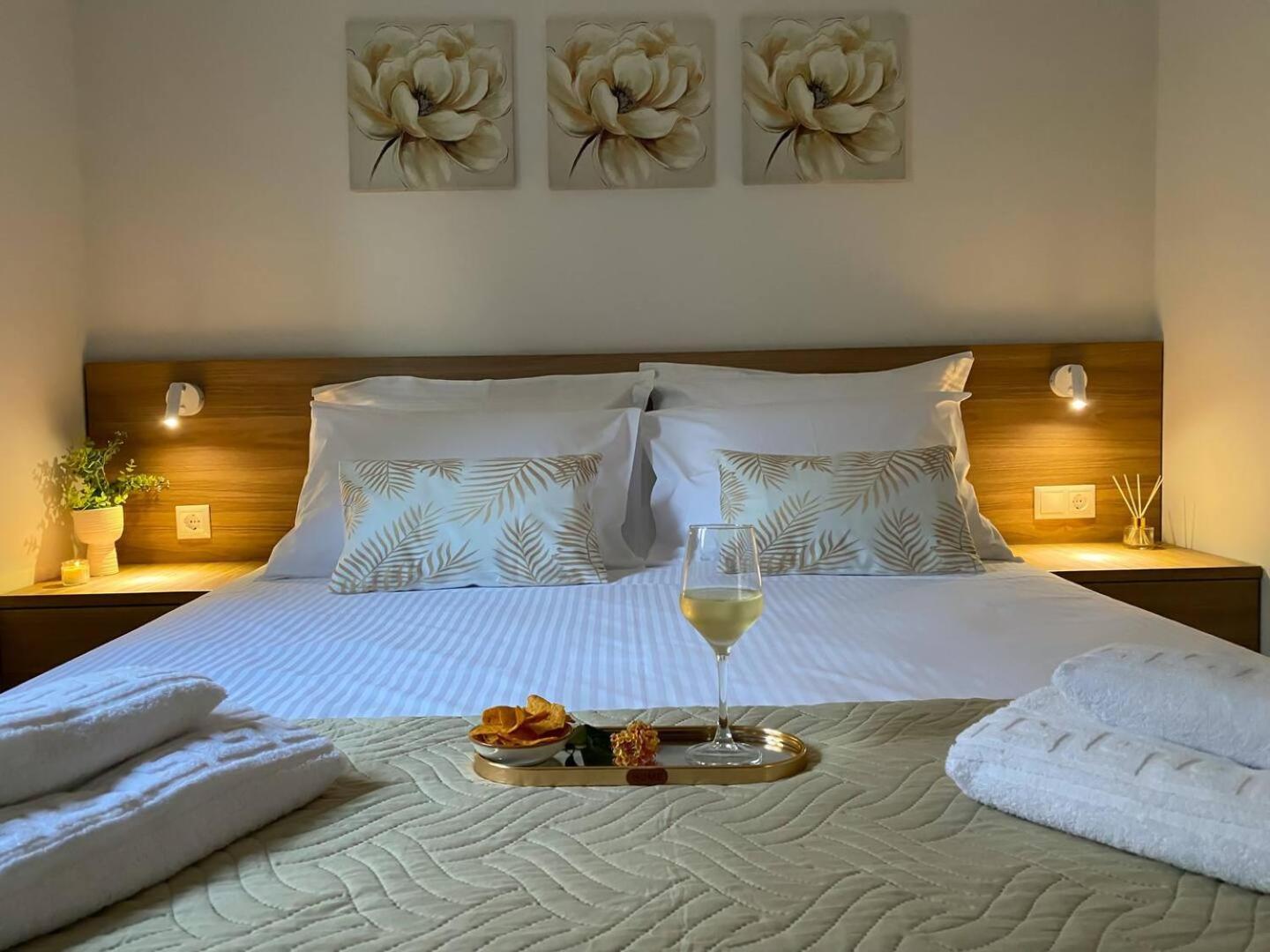 Maistro Suites With Pool, Matala Luaran gambar